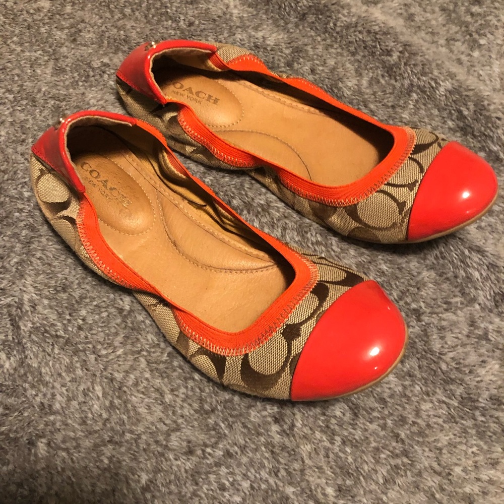 GUC Coach flats- size 8 - Picture 2 of 4